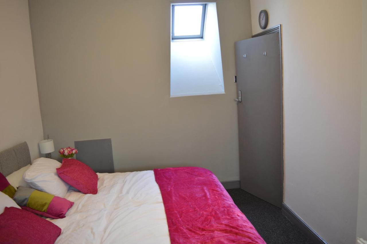 Wray And Whyte House Homestay Birmingham